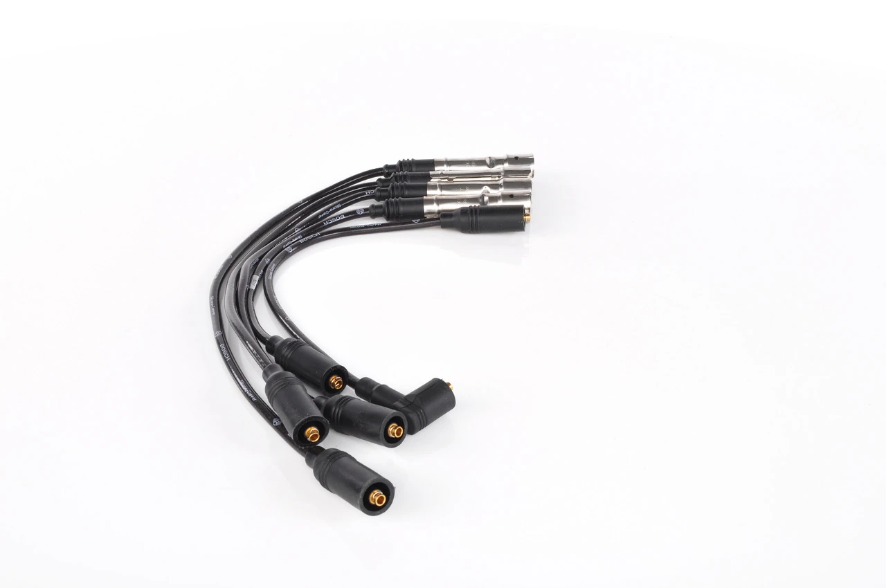 Juego de cables de bujias Bosch 0986356317 precio, desde 47,32 EUR