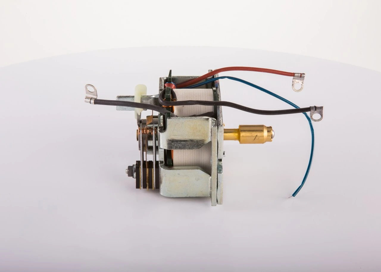 Interruptor magnético estárter Bosch 0331450002 precio, desde 52,89 EUR