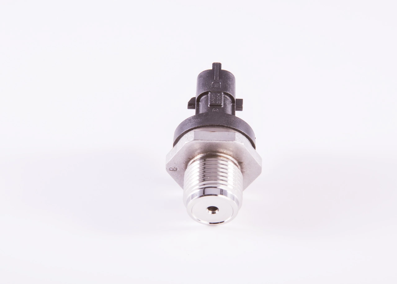 Sensor de presión de combustible Mitsubishi Canter VII camión plataforma/chasis (FB7, FB8, FE7, FE8) (2001 - 2026) precio, desde 179,35 EUR