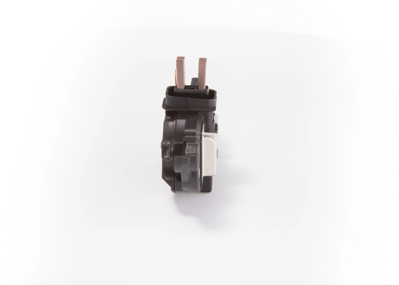 Comprar F00M144125 Bosch Regulador del alternador