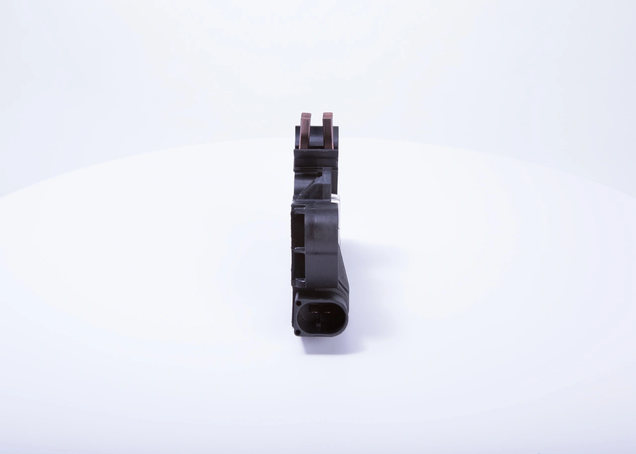 F00M346097 Bosch Regulador alternador