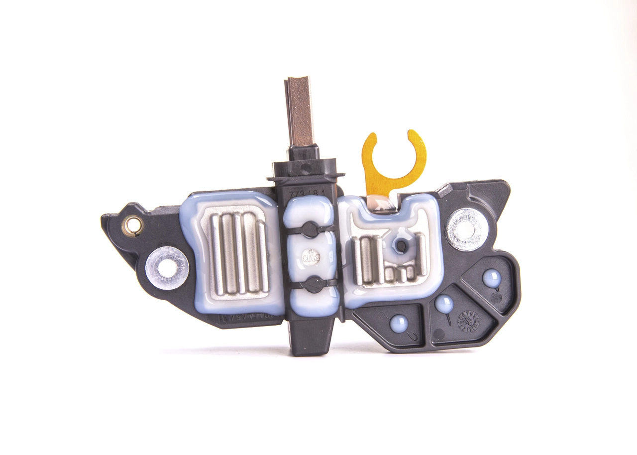 Comprar F00MA45253 Bosch Regulador del alternador
