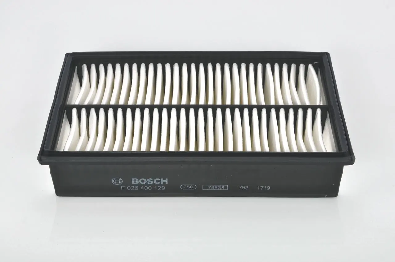 El filtro de aire Bosch F026400129 precio, desde 9,56 EUR