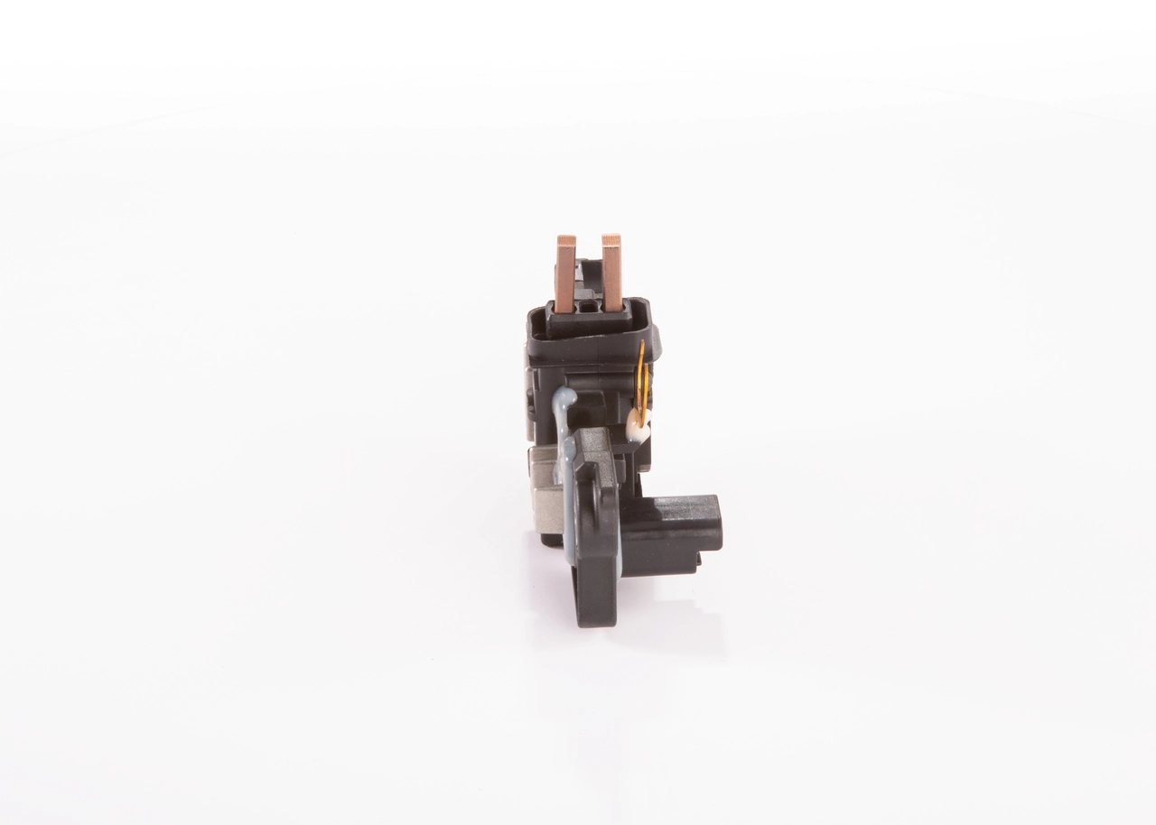 Comprar F00M144111 Bosch Regulador del alternador