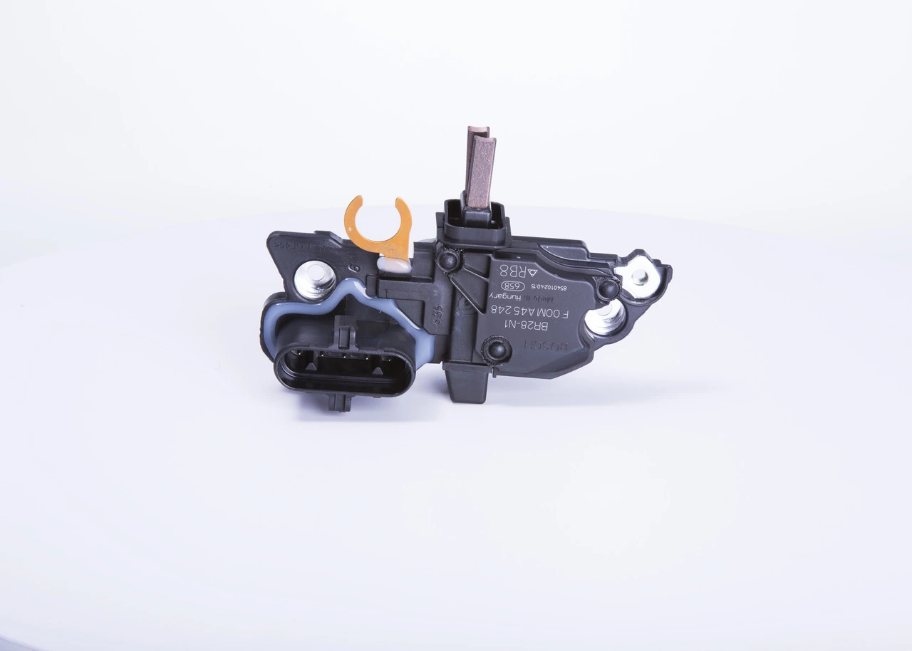 Comprar F00MA45248 Bosch Regulador del alternador
