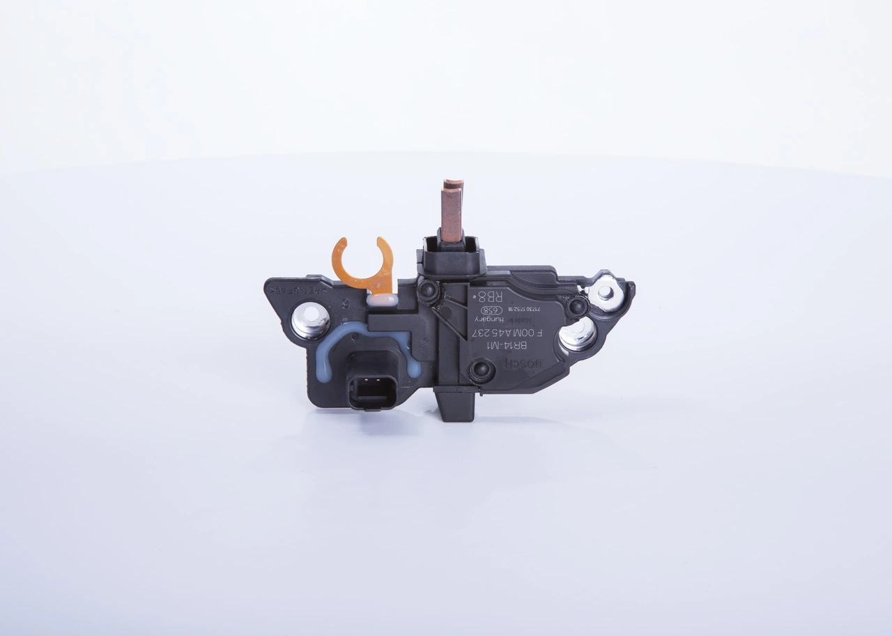 F00MA45237 Bosch Regulador alternador