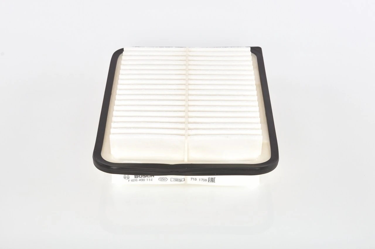 El filtro de aire Bosch F026400114 precio, desde 8,57 EUR