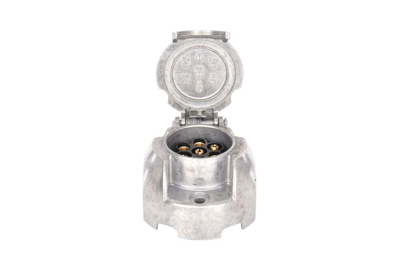 Toma eléctrica del remolque Bosch 0352070011 precio, desde 9,39 EUR