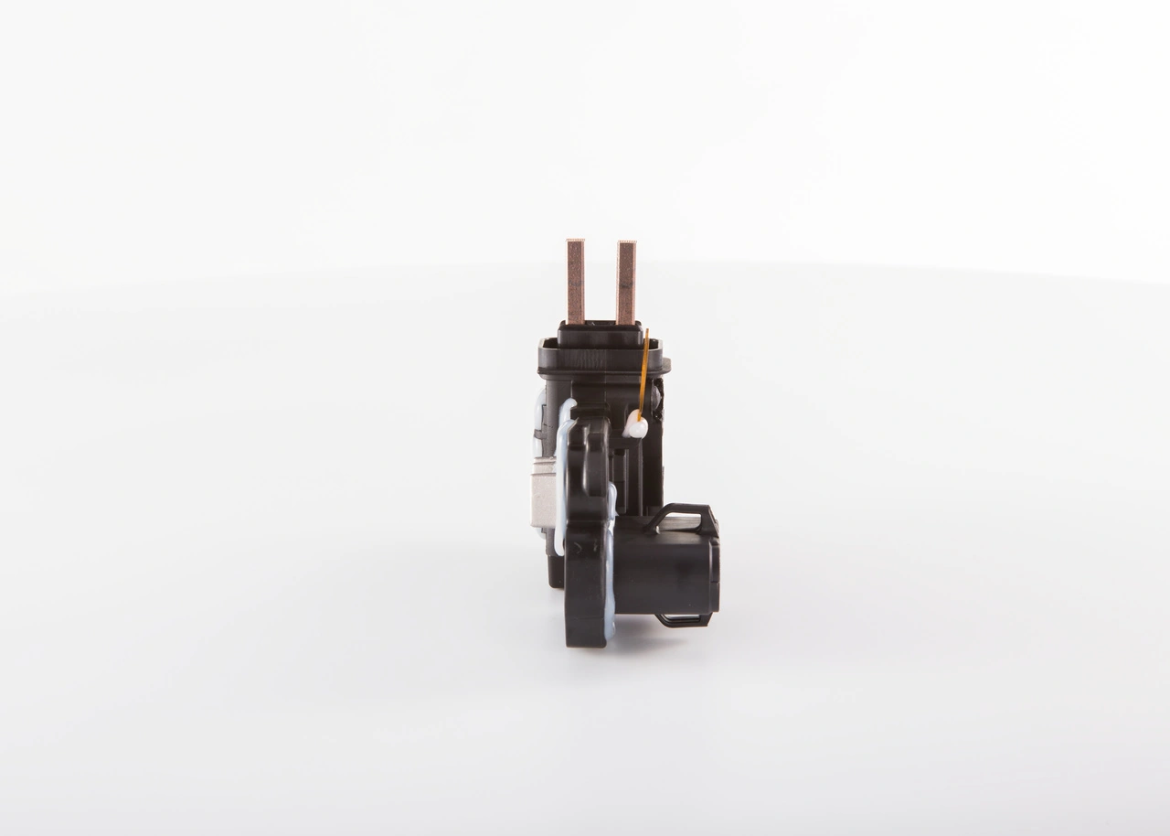 F00M144122 Bosch Regulador alternador