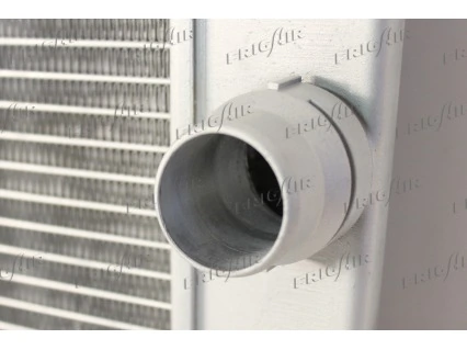 Radiador refrigeración del motor BMW 5 E61