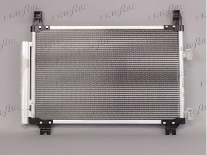 Comprar Condensador de aire acondicionado Yaris SP90