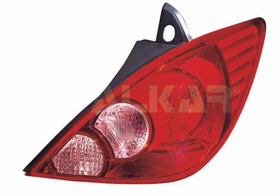 Nissan Tiida sedán comprar en España