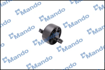 MCC010015 Mando Buje del brazo longitudinal inferior trasero