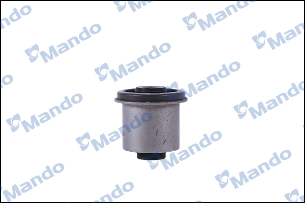 DCC010402 Mando Buje del brazo de suspensión delantero superior