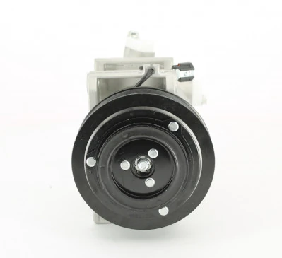 Compresor climatizador para Nissan Cabstar NT400 F24M