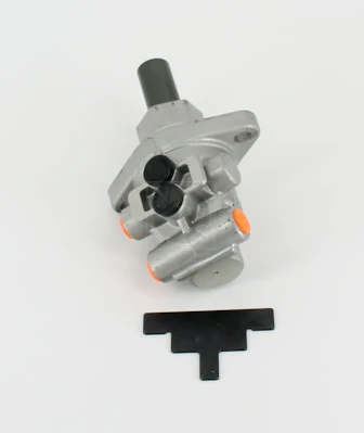 Cilindro maestro de frenos Toyota Yaris VERSO monovolumen (NCP2) (1999 - 2005) precio, desde 92,83 EUR
