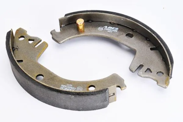 Zapatas de freno de tambor traseras ABE C0S001ABE precio, desde 23,66 EUR