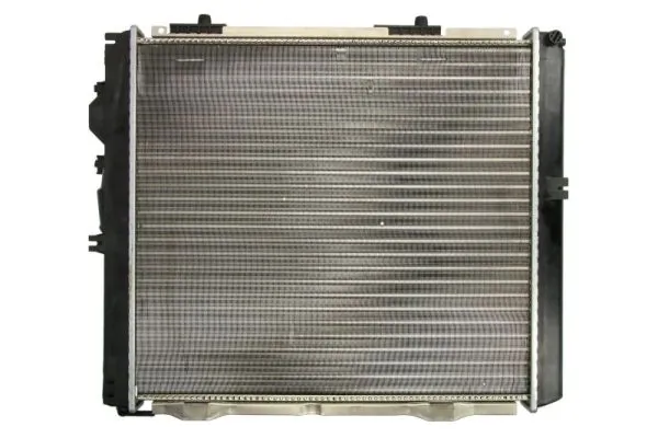 Radiador de água Mercedes E 