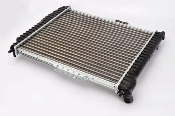 Comprar D70010TT Thermotec Radiador de auto