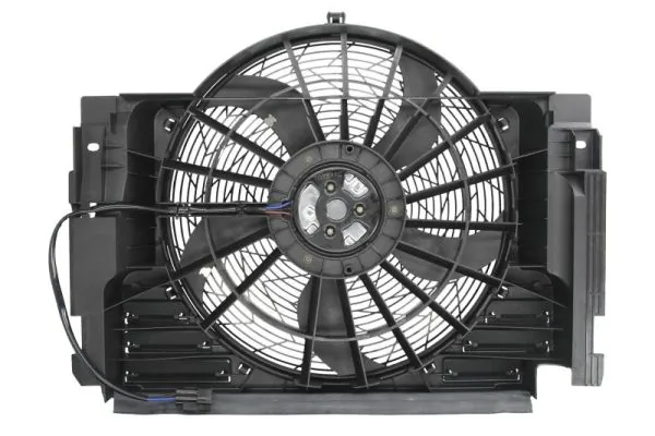 D8B001TT Thermotec Difusor del radiador del aire acondicionado con ventilador y motor