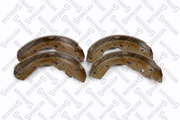 Zapatas de freno URY22638Z Mazda