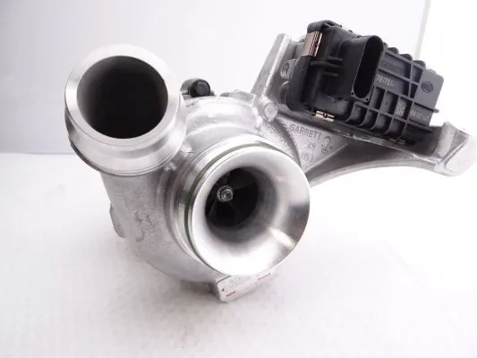 Turbo BMW X3 (E83)