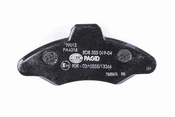 Pastillas de freno delanteras HELLA 8DB355019041