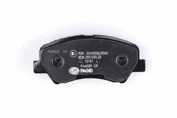 Pastillas de freno delanteras HELLA 8DB355020231