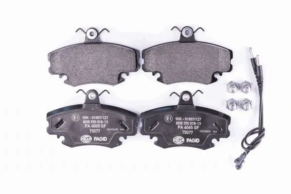 Pastillas de freno 8DB355018131 HELLA