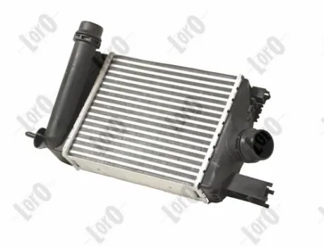 Radiador de aire de admisión Jdeus M823113A precio, desde 78,41 EUR