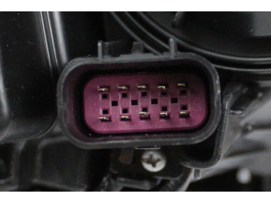 Faros delanteros Opel Mokka I