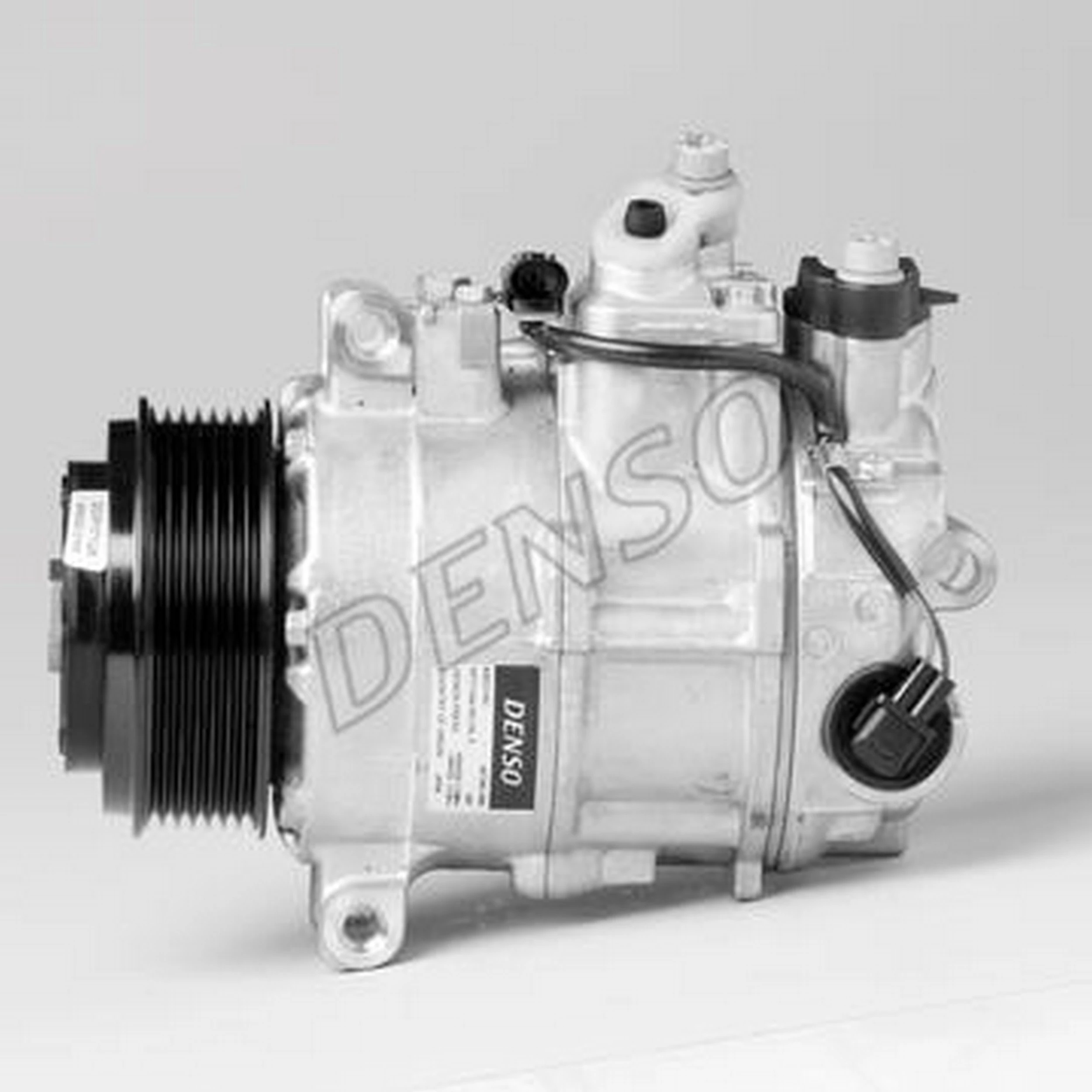DCP17128 Denso Compresor climatizador