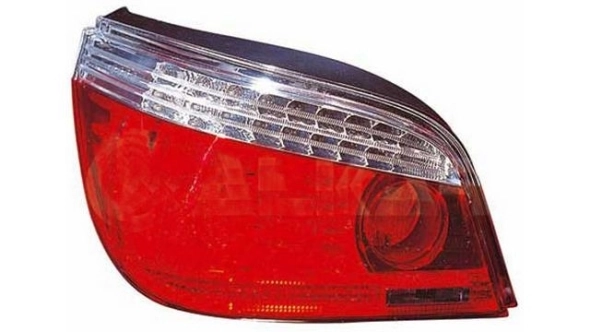  BMW 5  (E60)