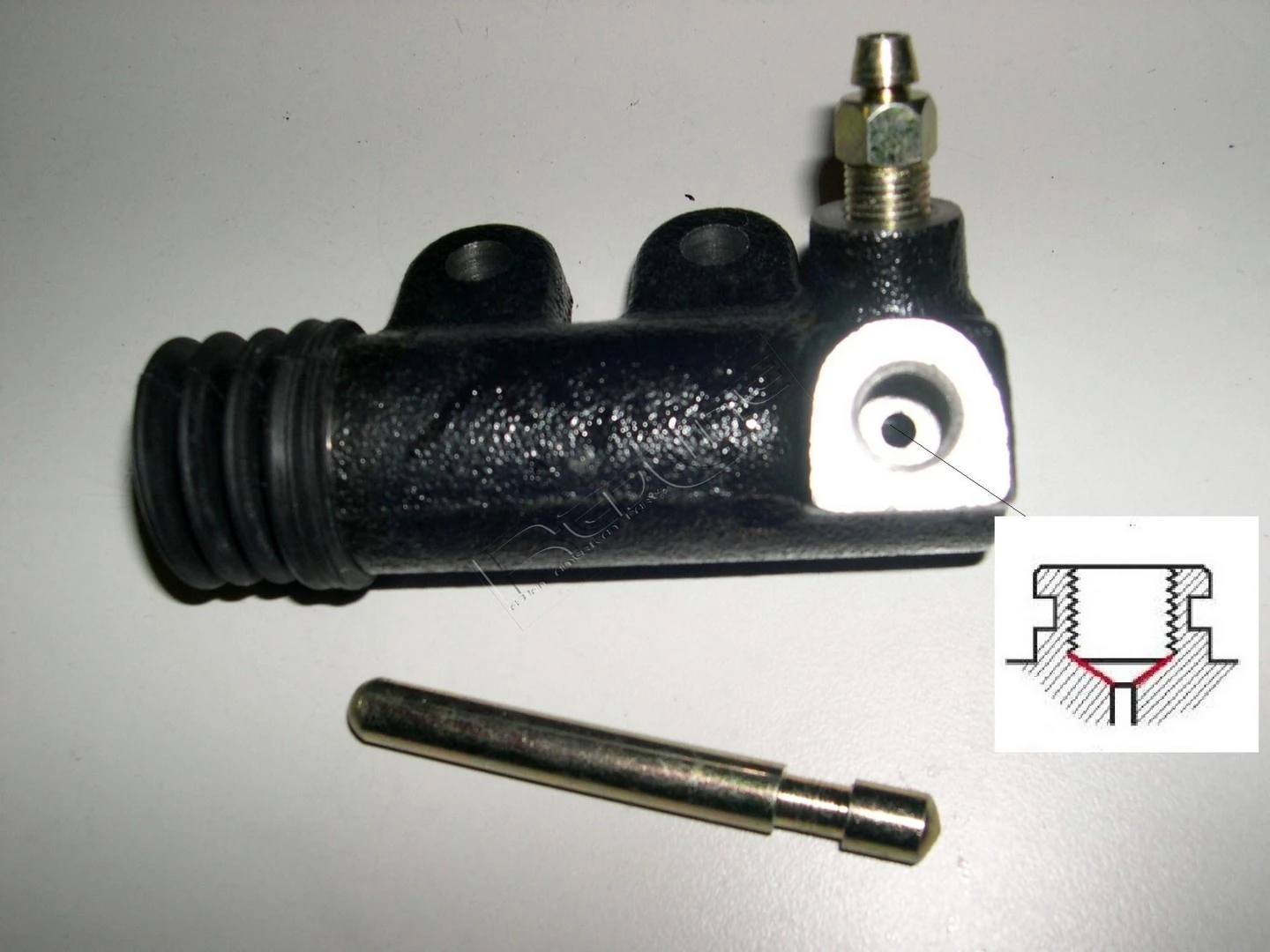 Bombin de embrague Mitsubishi Pajero  (H60, H70)
