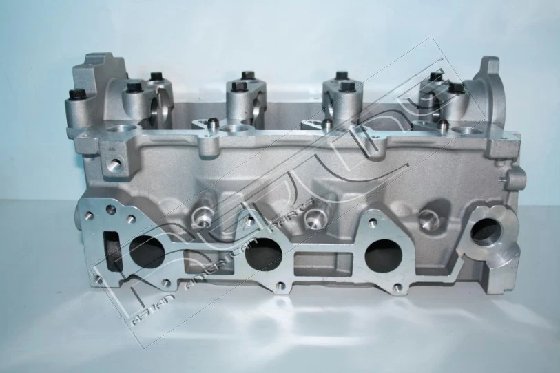 Cabeza del motor Hyundai Accent II (1999-2005)