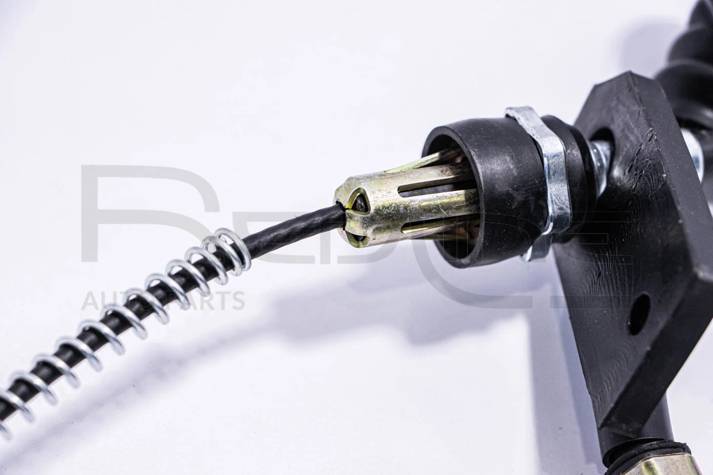 Comprar 1602004 Beca Cables Cable de freno de mano trasero derecho