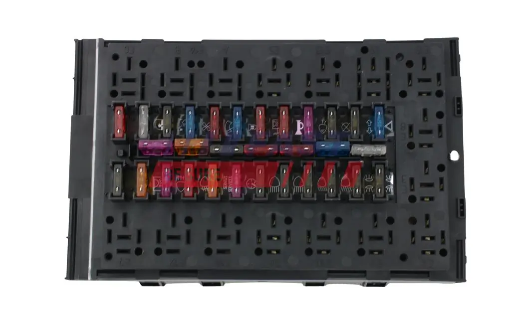 FT82201 Fast Caja de relés y fusibles