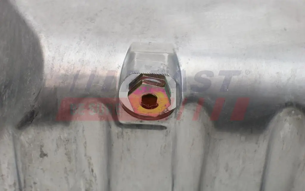 Cárter de aceite del motor Fast FT49313 precio, desde 97,19 EUR