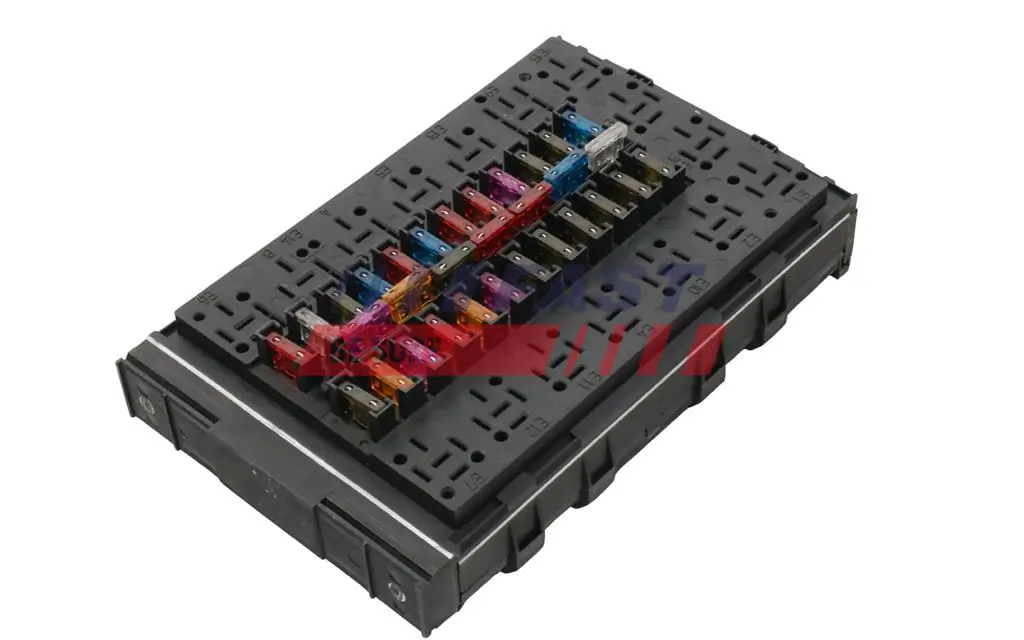 Caja fusibles Fast FT82201 precio, desde 121,42 EUR