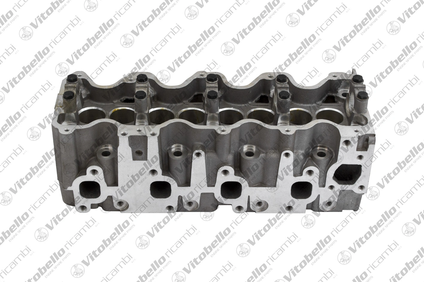 Comprar Culata Toyota Avensis  T22 a bajo precio