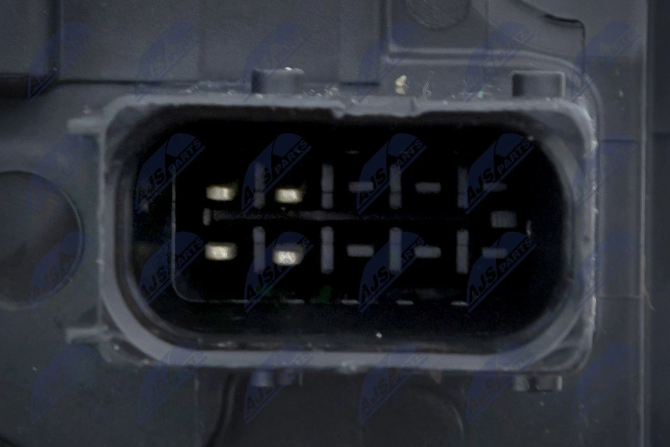 Cerradura de puerta trasera izquierda 13128115 General Motors