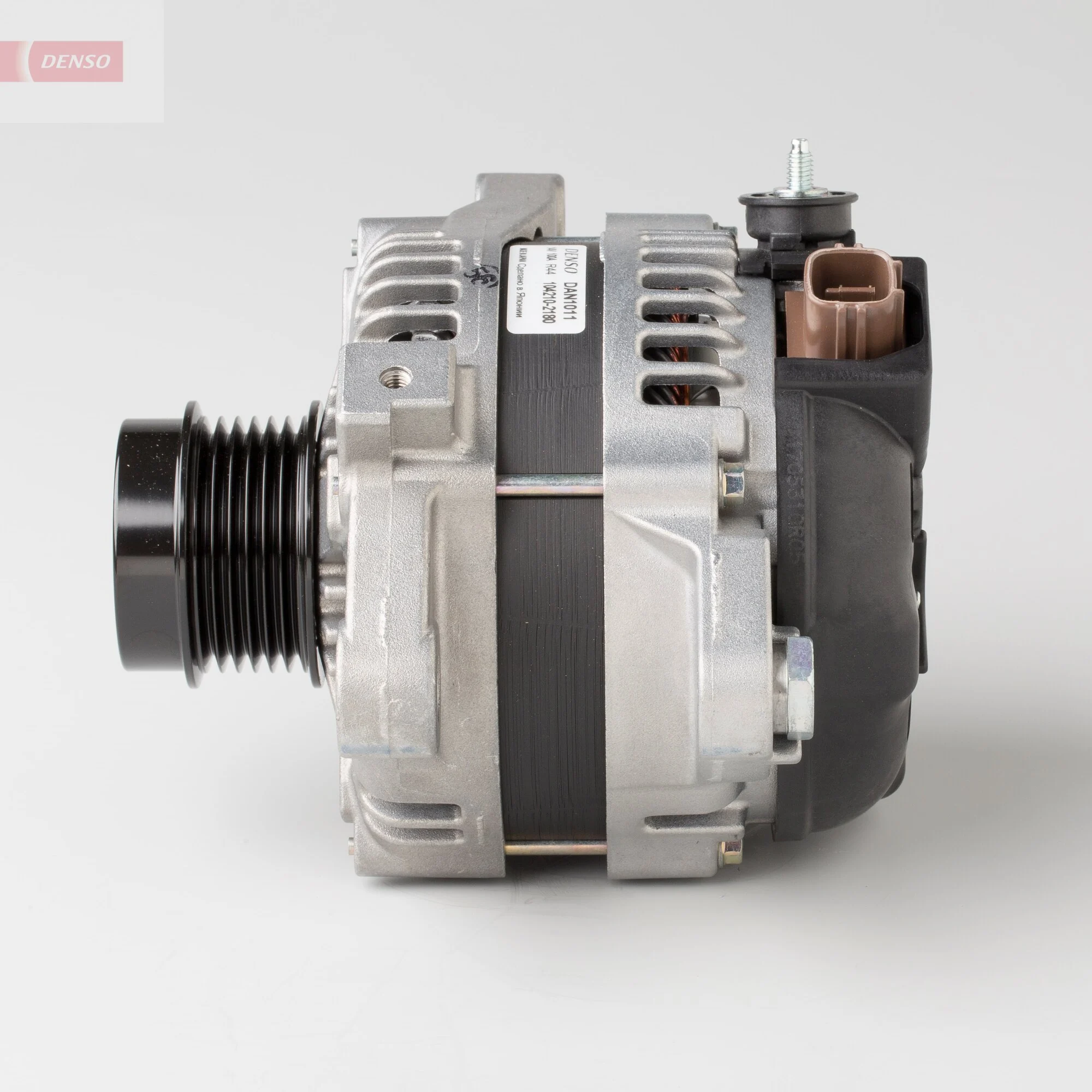 DAN1011 Denso Alternador de coche