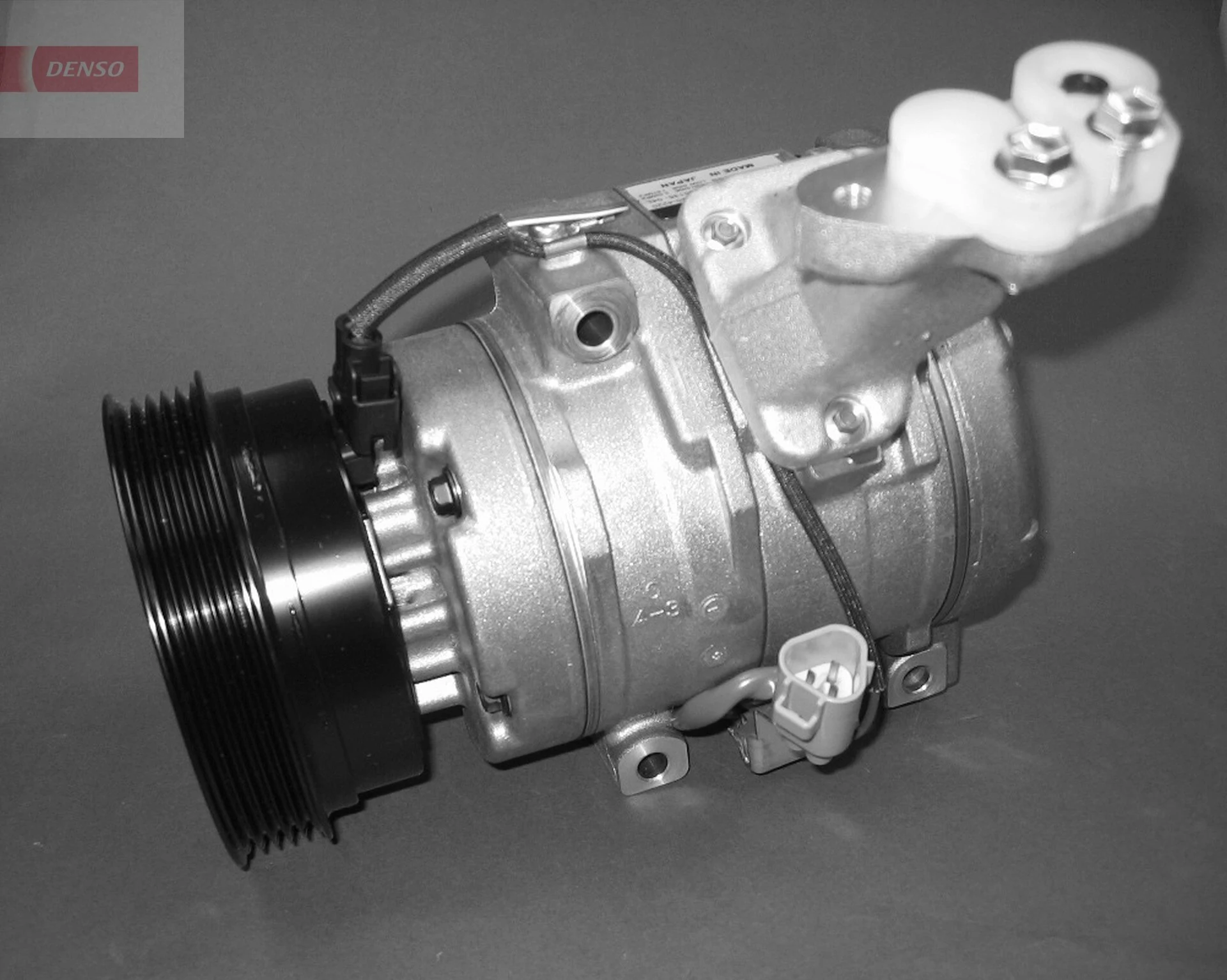 Compresor climatizador Toyota Avensis  (2001-2009)