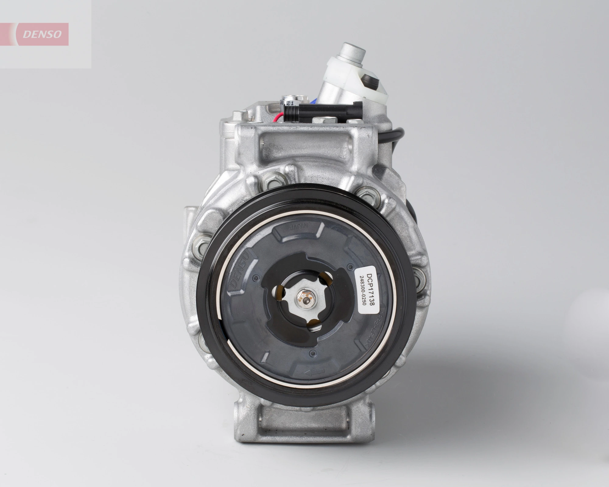 Compresor de aire acondicionado DCP17138 Denso