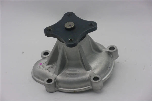 Motor de agua Nissan Sunny I sedán comprar en España
