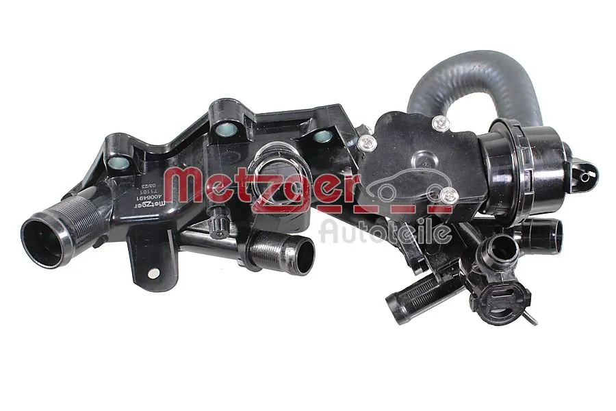 1106000Q1G Nissan/Infiniti Caja del termostato