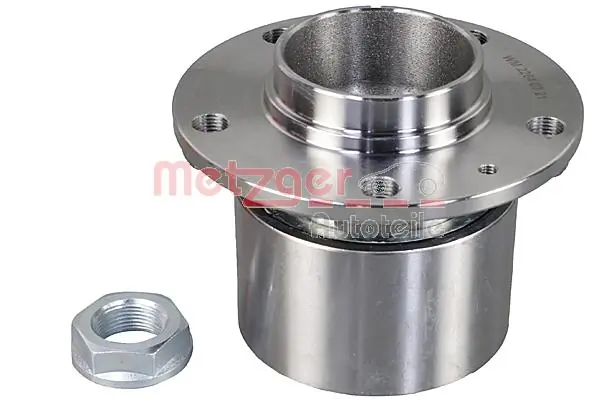 Comprar Cubo de rueda trasero Opel Vivaro C K0