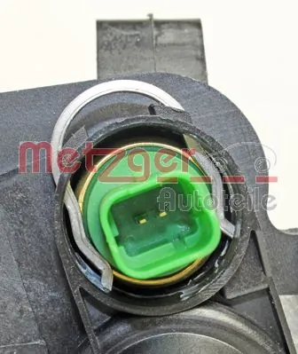  Caja de termostato Peugeot 208 