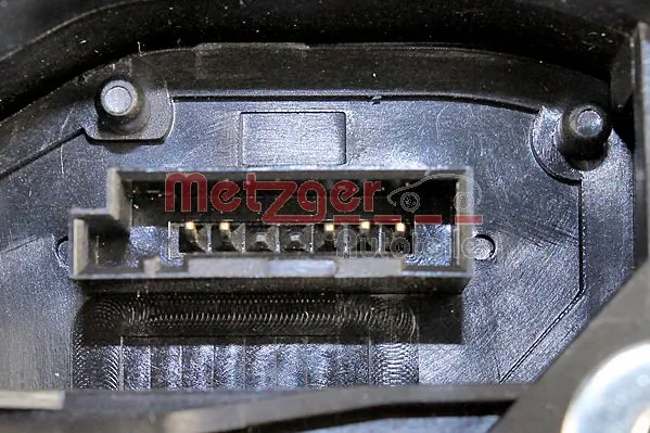 Cerradura de puerta delantera derecha 2001ZC2F Polcar