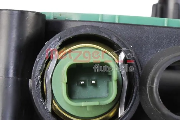  Caja de termostato Ford Kuga 1